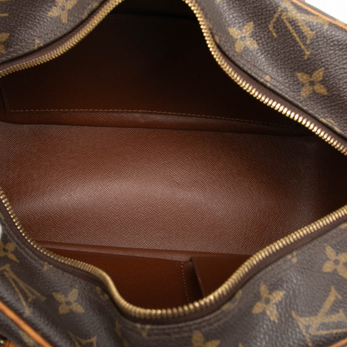 Louis Vuitton Monogram Cite MM — Brown
