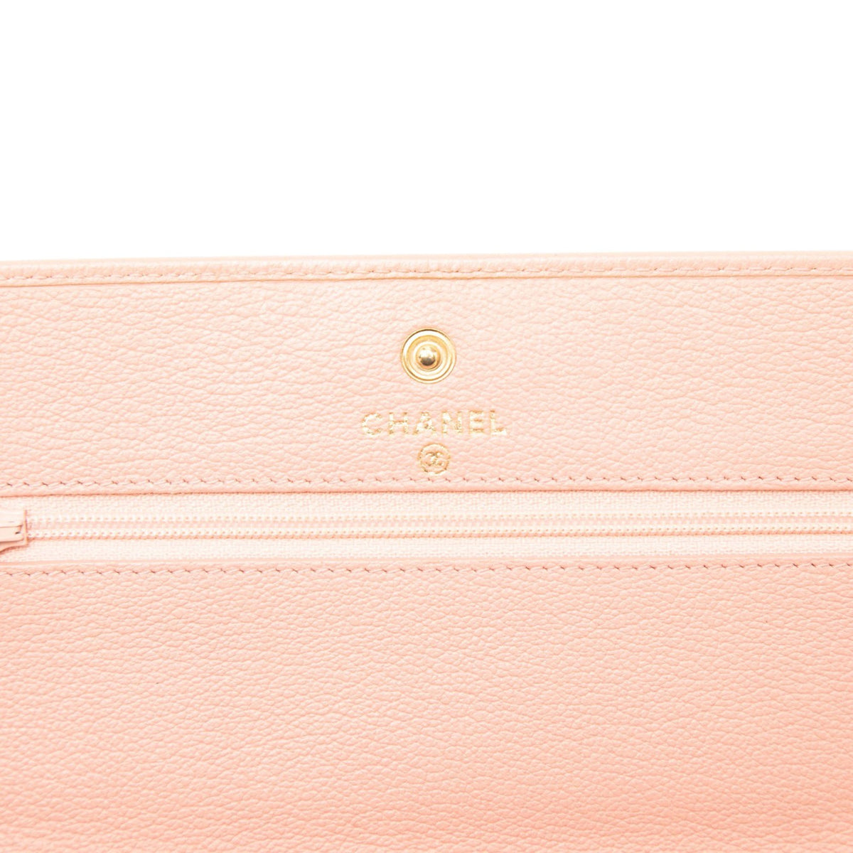 Chanel CC Calfskin Camellia Wallet On Chain — Pink