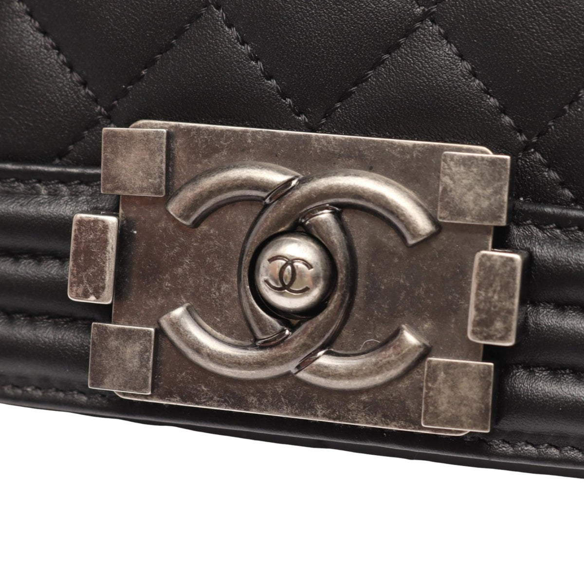 Chanel Old Medium Quilted Lambskin Boy Flap