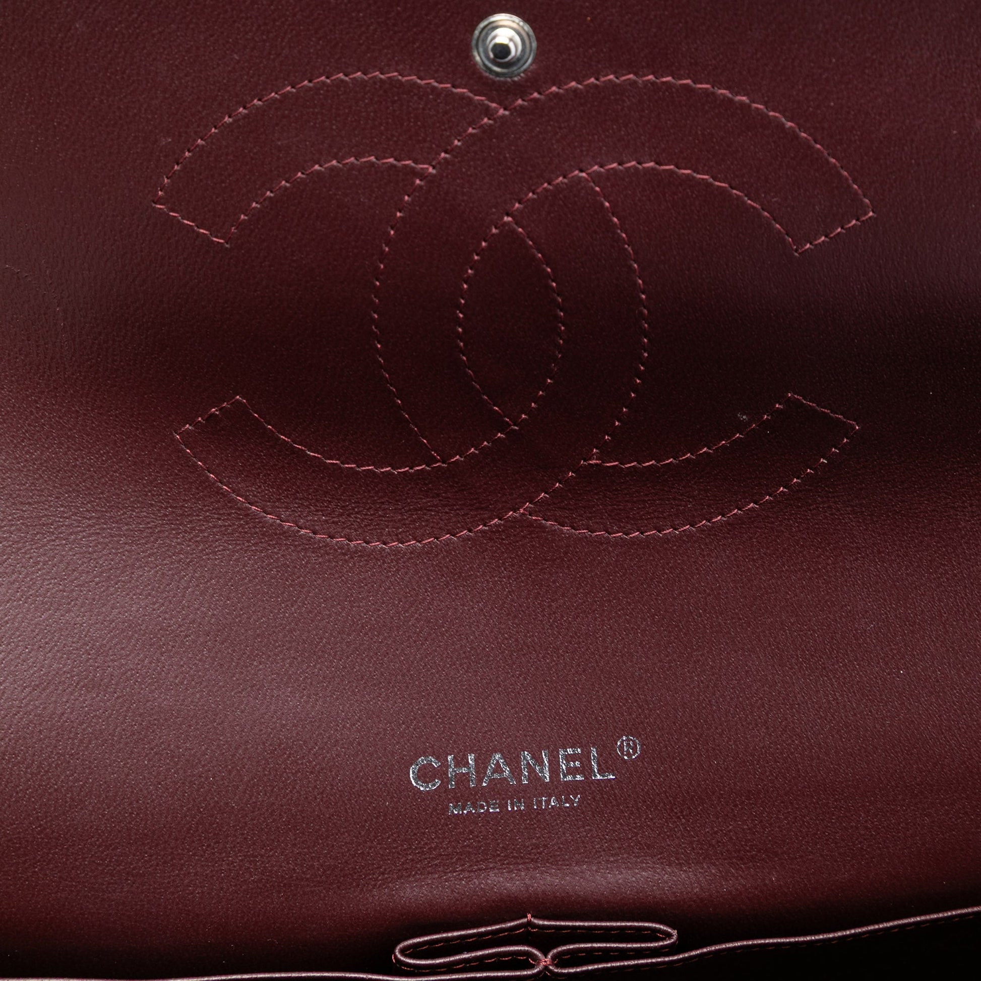 Maxi Classic Lambskin Double Flap