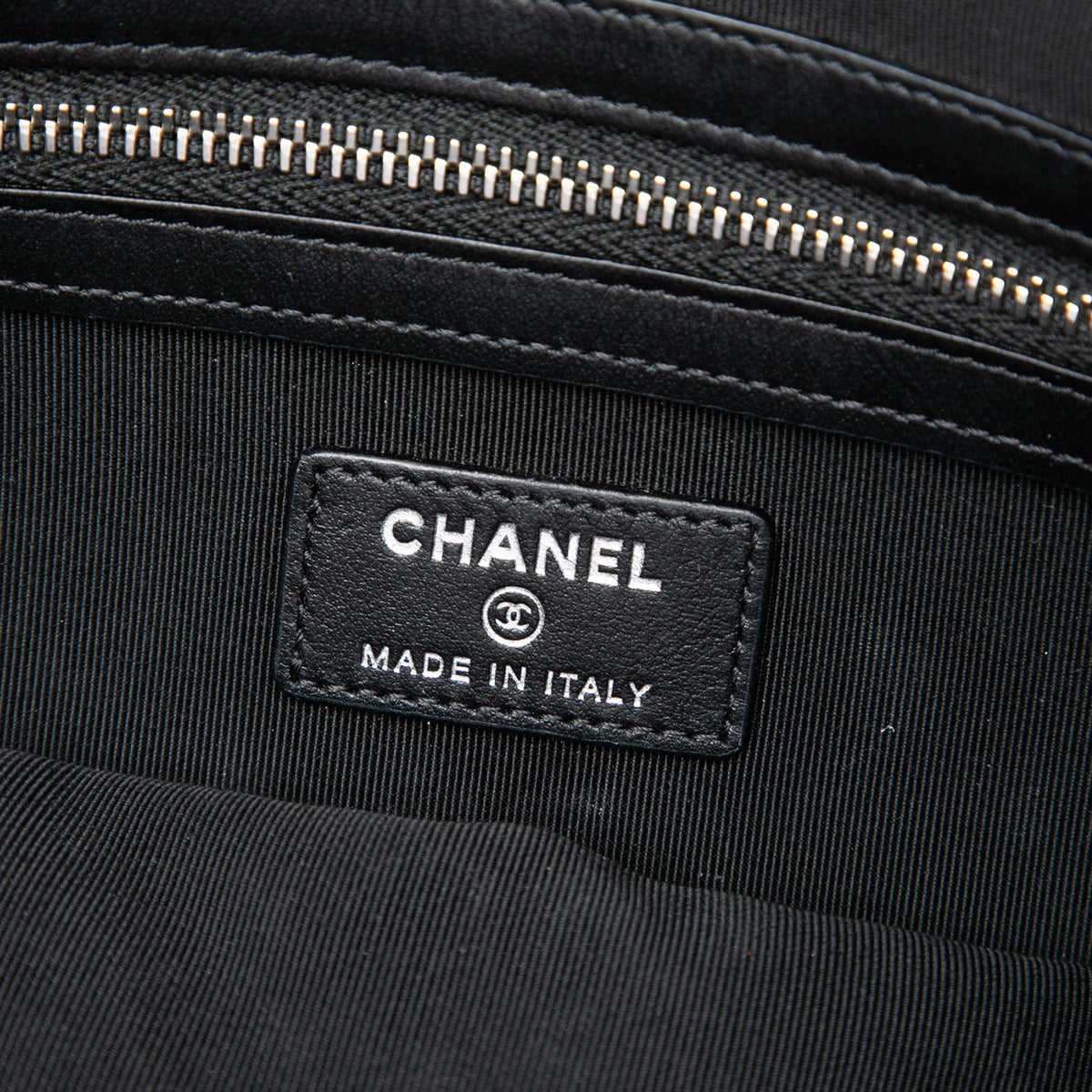 Chanel Medium Quilted Crinkled Patent Boy O Case Clutch — Black