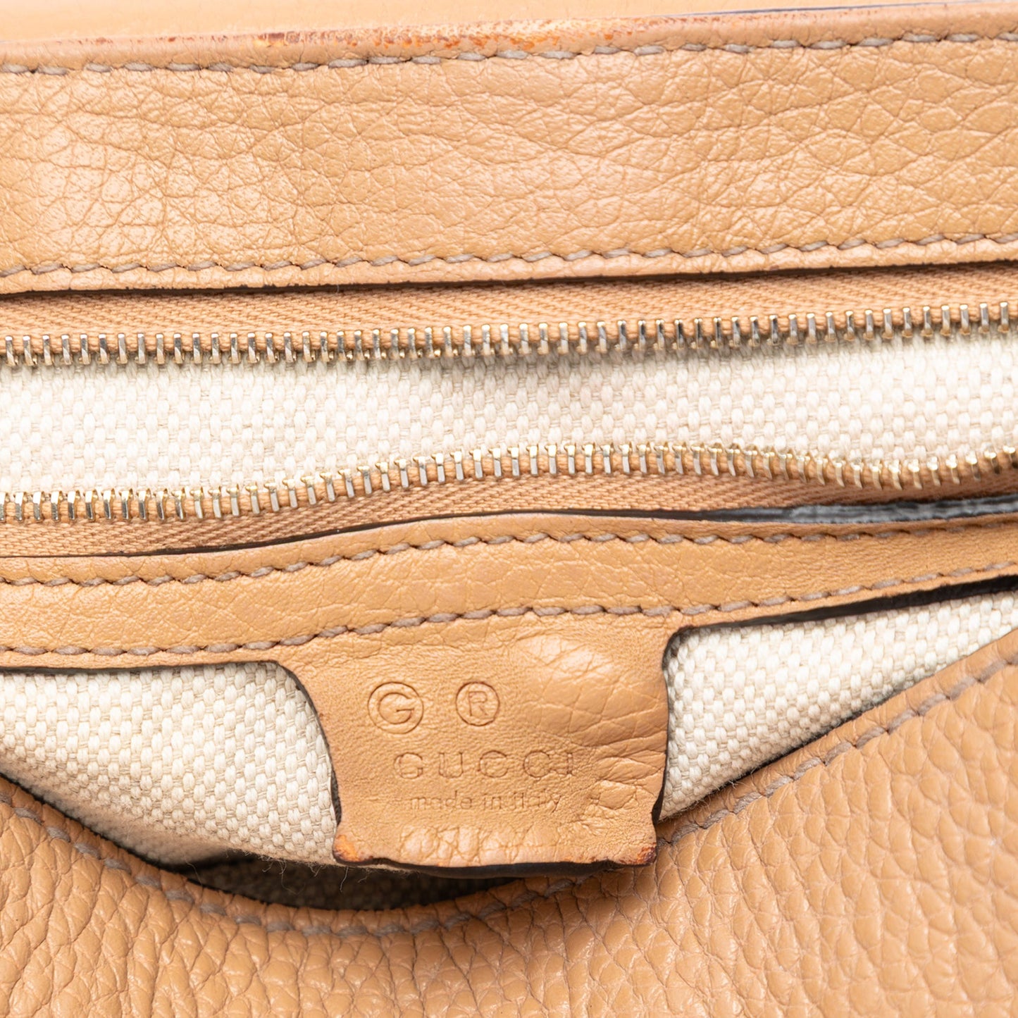 Gucci Medium Calfskin Soho Chain Flap Crossbody