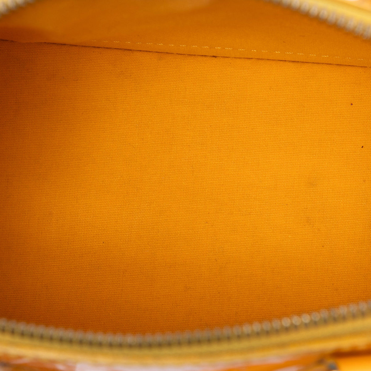 Louis Vuitton Monogram Vernis Alma BB