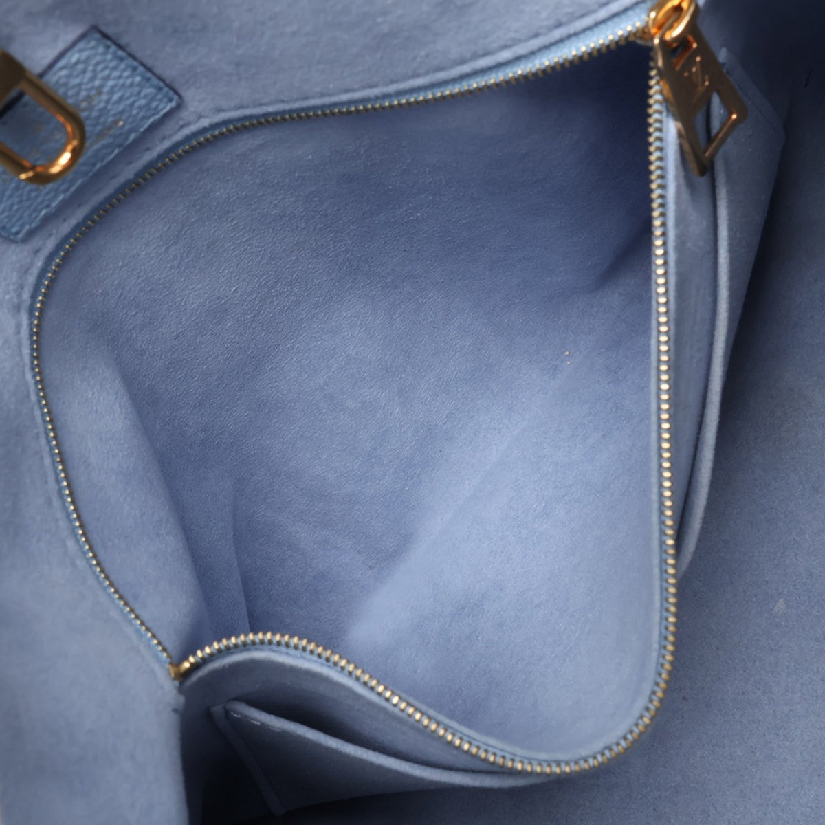 Louis Vuitton Monogram Empreinte Giant By The Pool Onthego MM