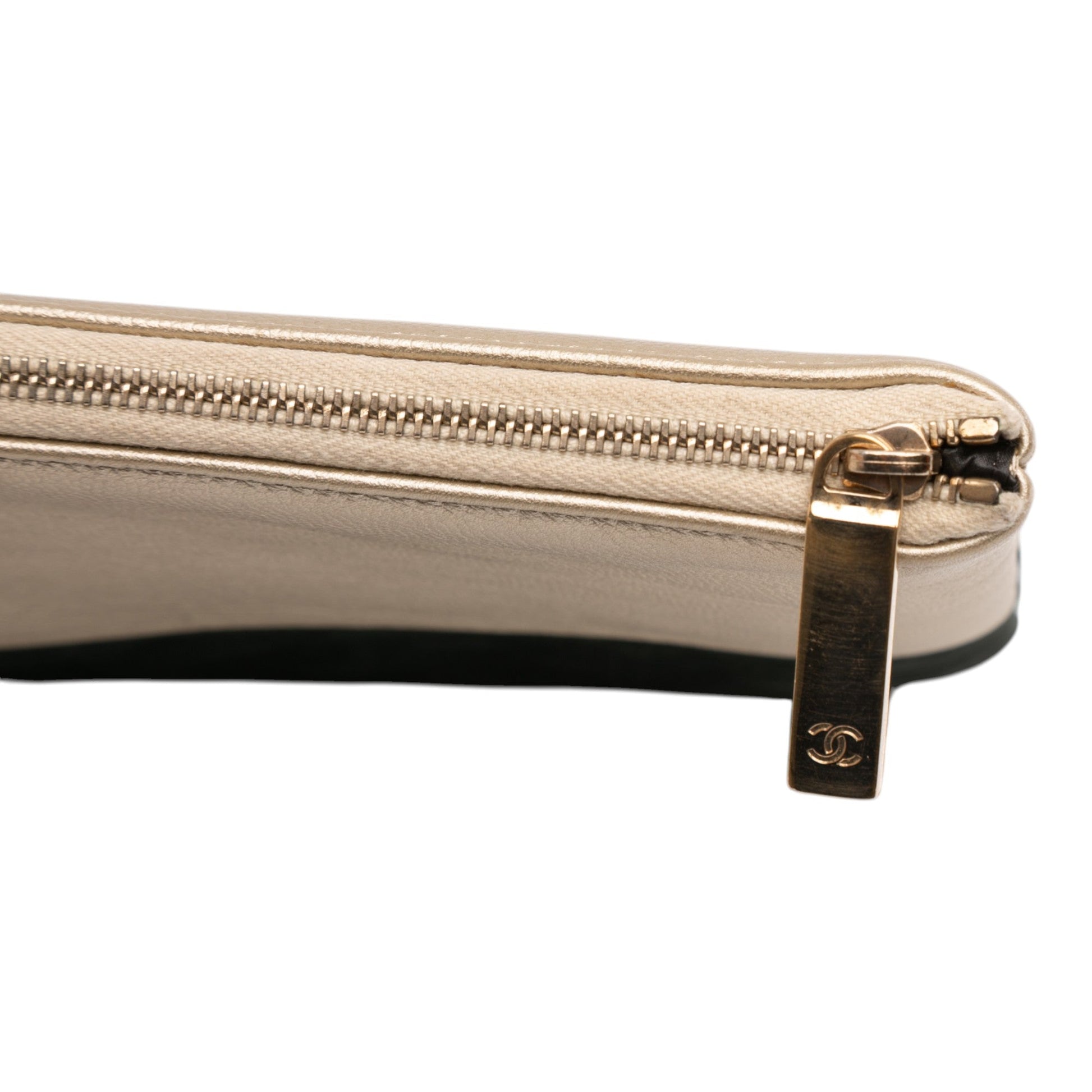Chanel Large Bicolor Caviar and Iridescent Calfskin O Case Clutch
