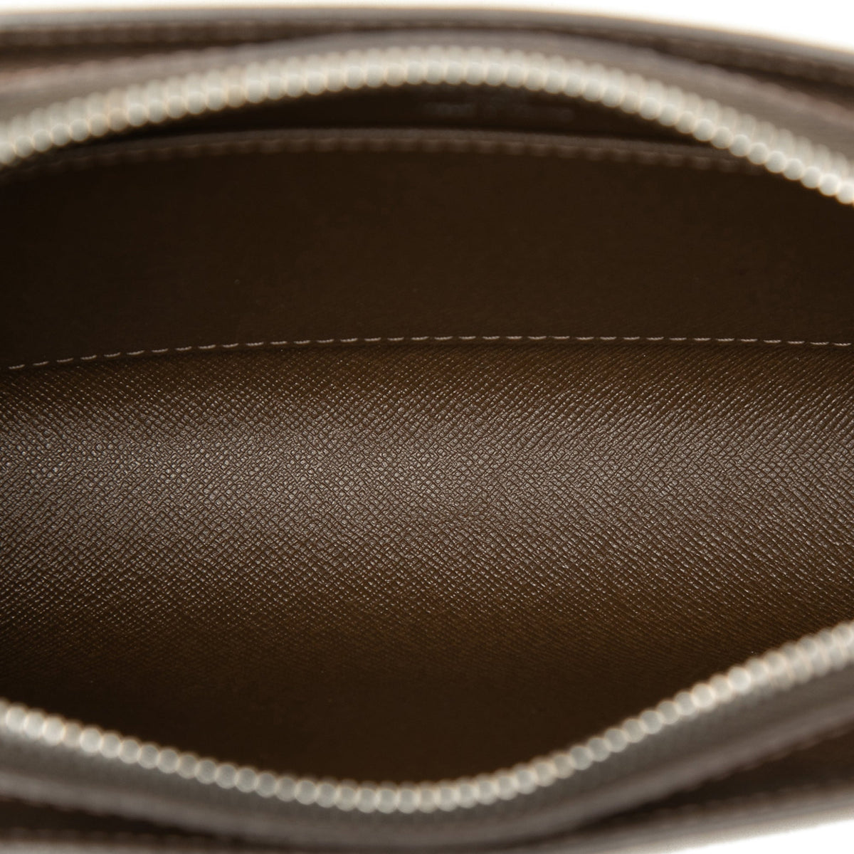 Louis Vuitton Taiga Pochette Baikal