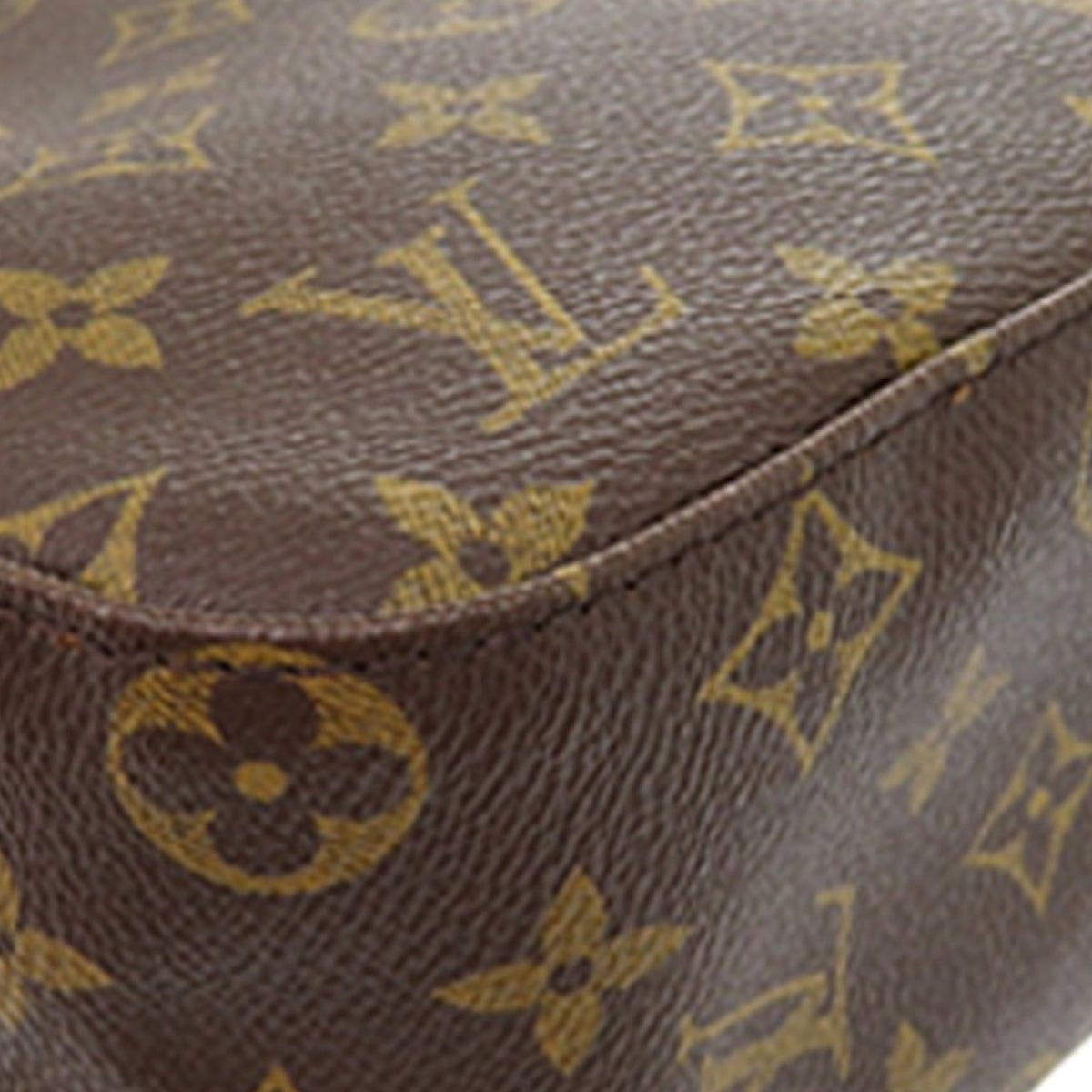 Louis Vuitton Monogram Looping MM