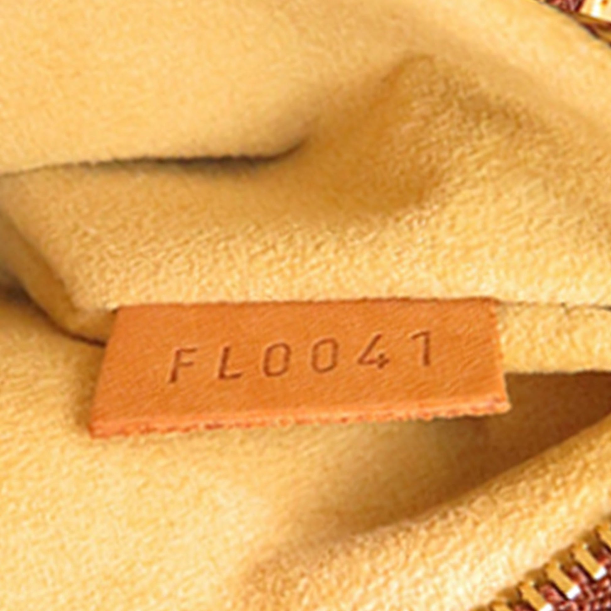 Louis Vuitton Monogram Looping MM