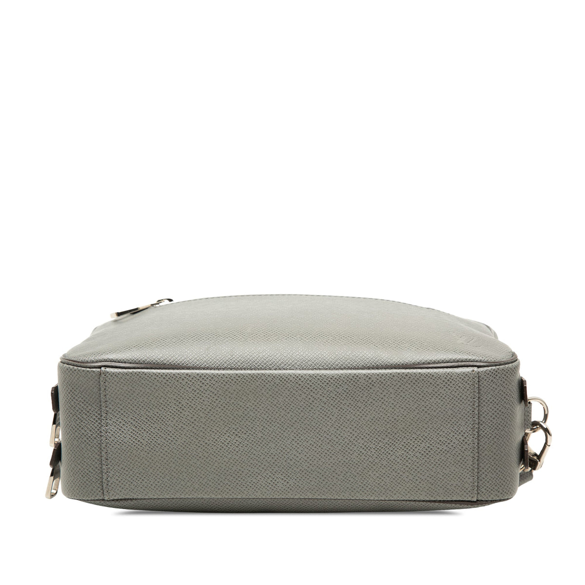 Louis Vuitton Taiga Kasai