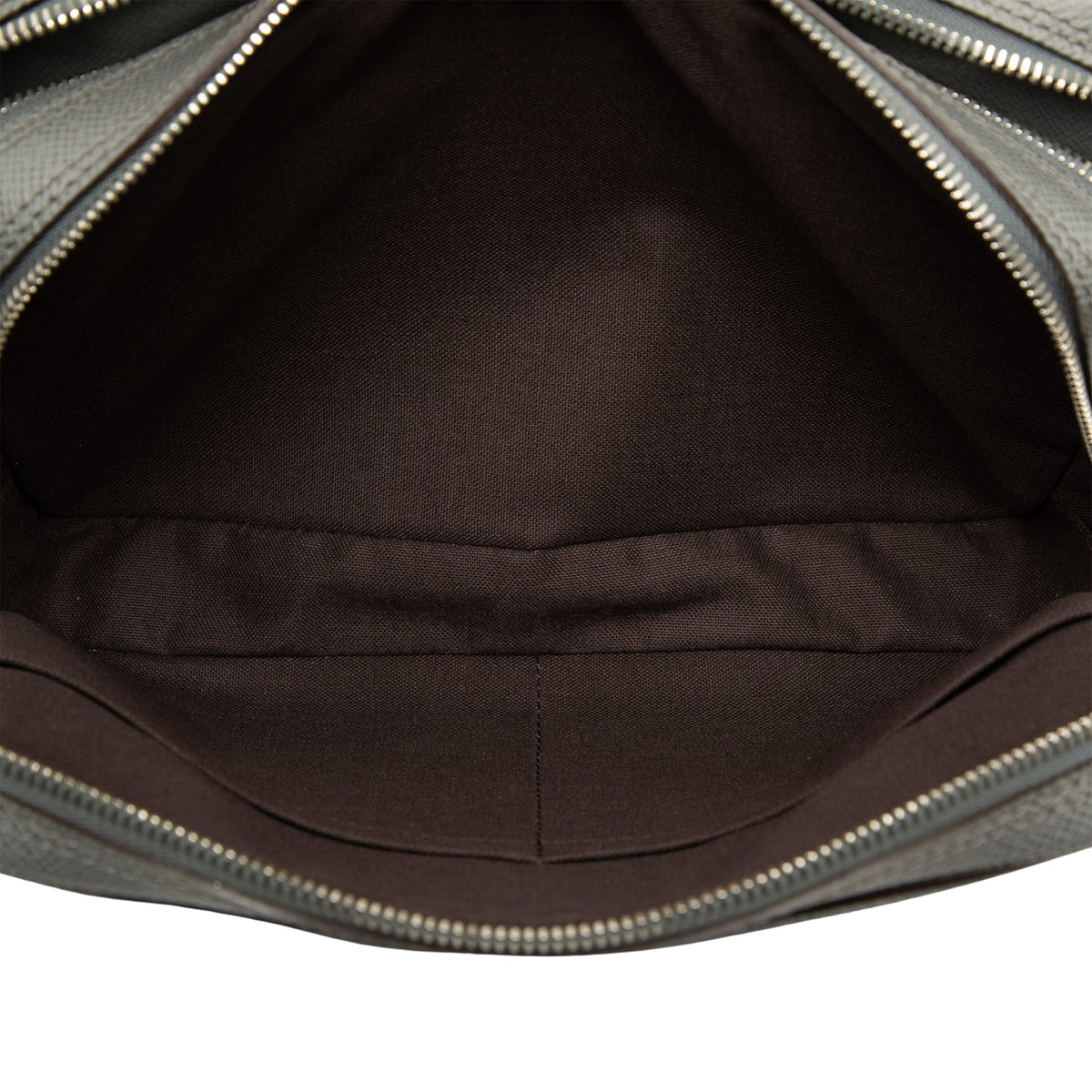 Louis Vuitton Taiga Kasai