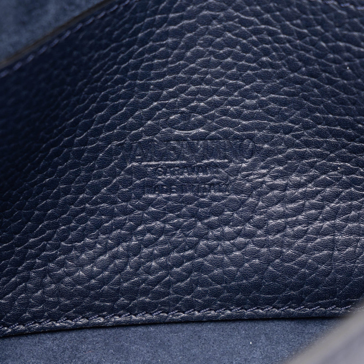Valentino Medium Pebbled Calfskin Rockstud Flip Lock Crossbody — Blue