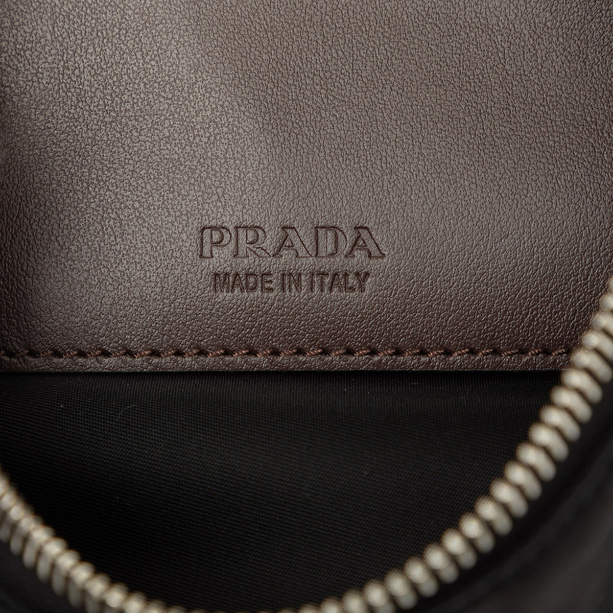 Prada Bicolor Vitello Trimmed Re Nylon Speedrock Smartphone Case — Black