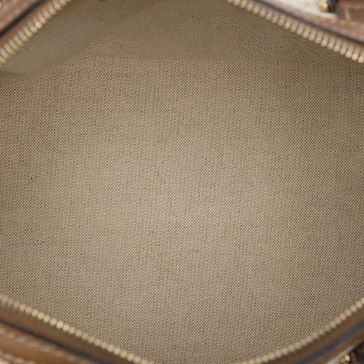 Gucci Medium GG Supreme Nice Boston Bag — Beige