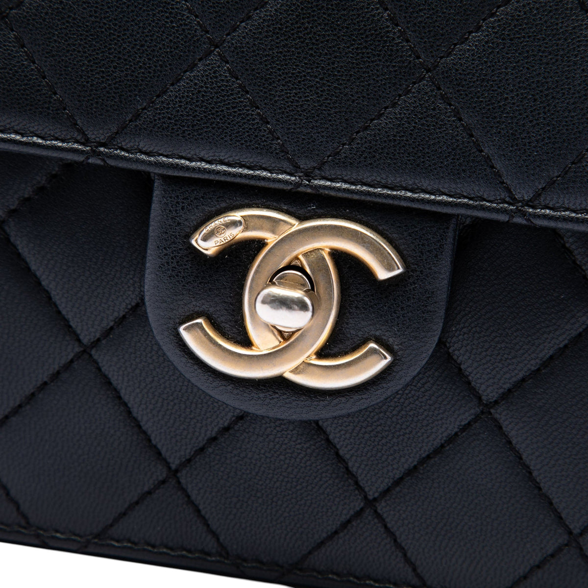 Chanel Small Quilted Lambskin Chic Pearls Flap — Black
