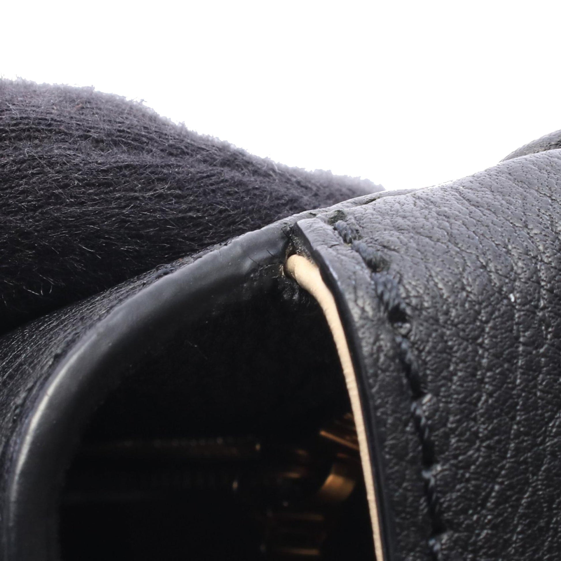Louis Vuitton Grained Calfskin LV Pont 9 Soft PM