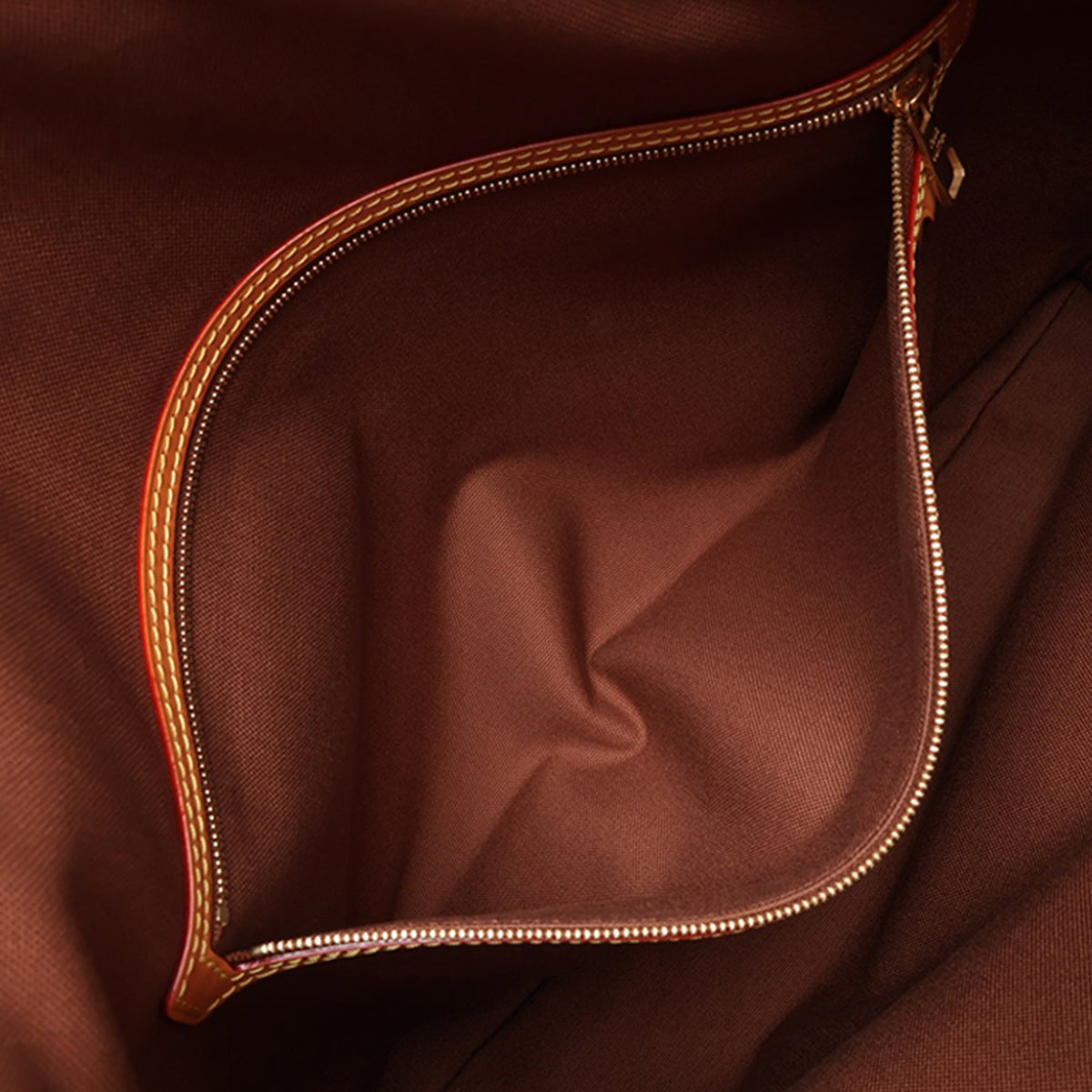 Louis Vuitton Monogram Archive Vagabond Hobo