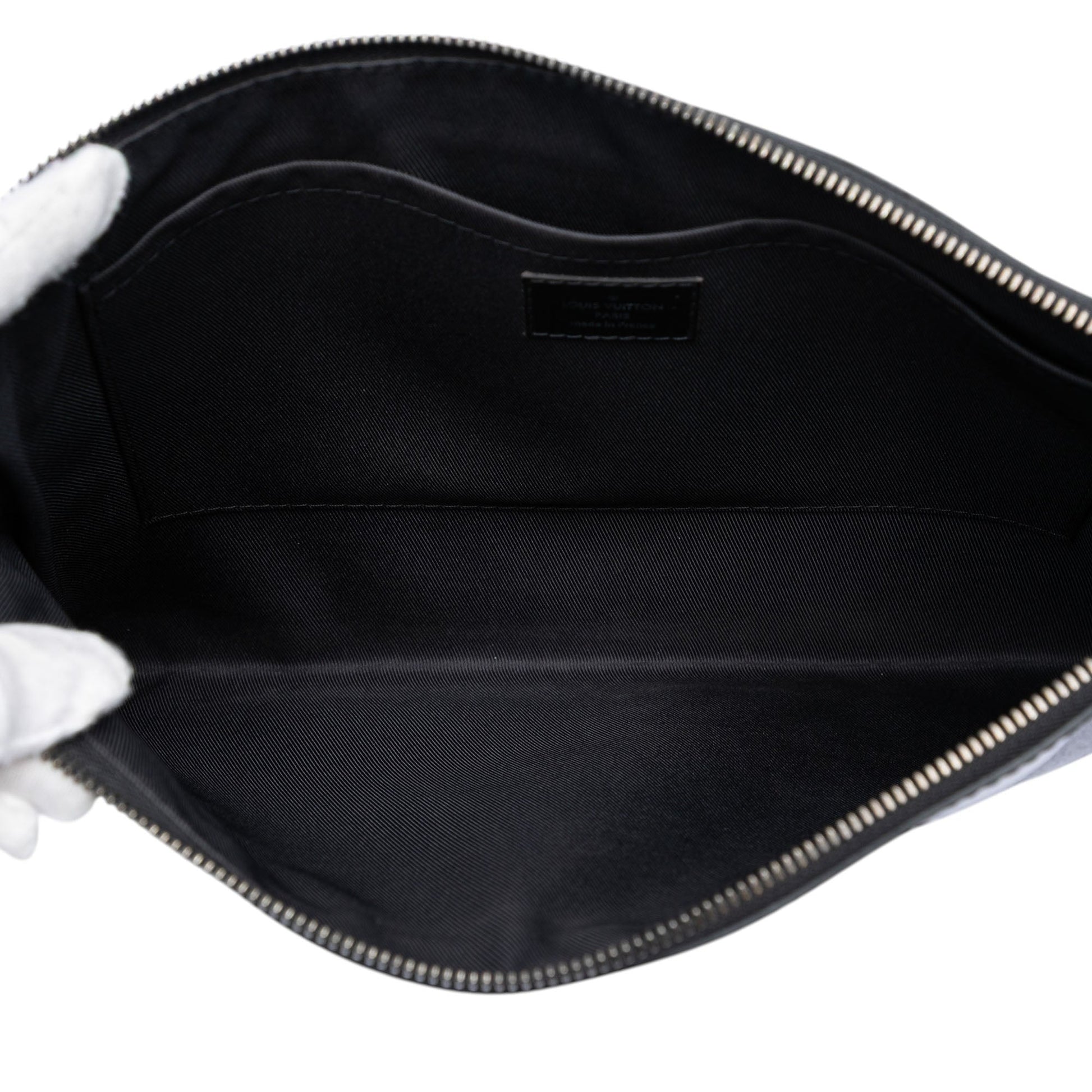 Louis Vuitton Monogram Eclipse Discovery Pochette GM