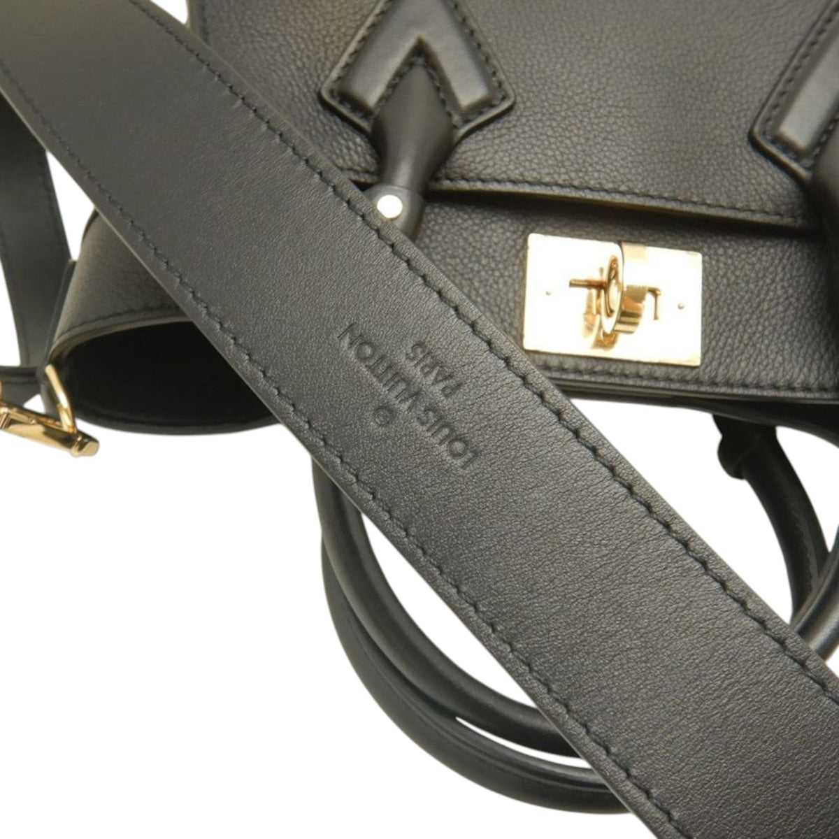 Louis Vuitton Monogram On My Side PM