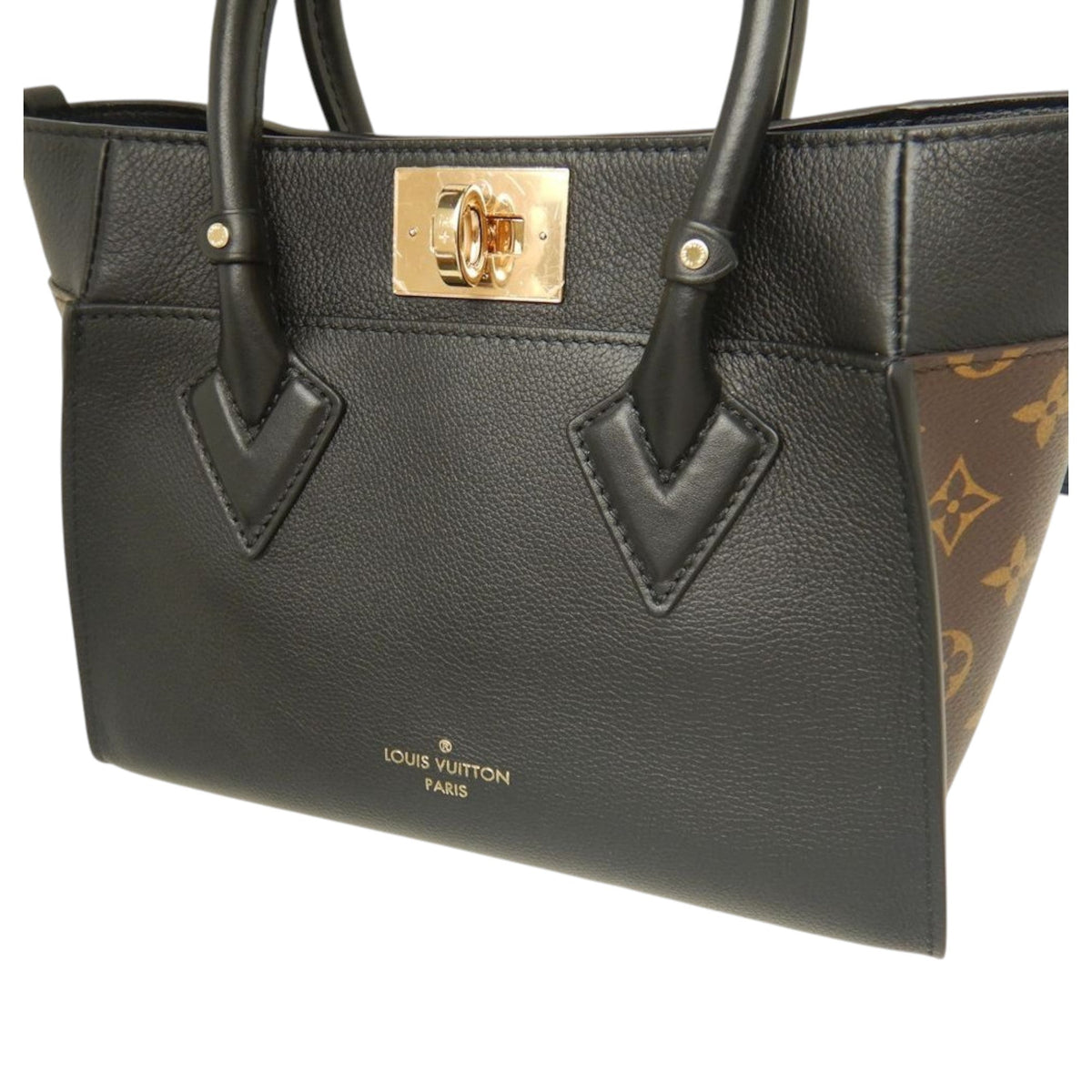 Louis Vuitton Monogram On My Side PM