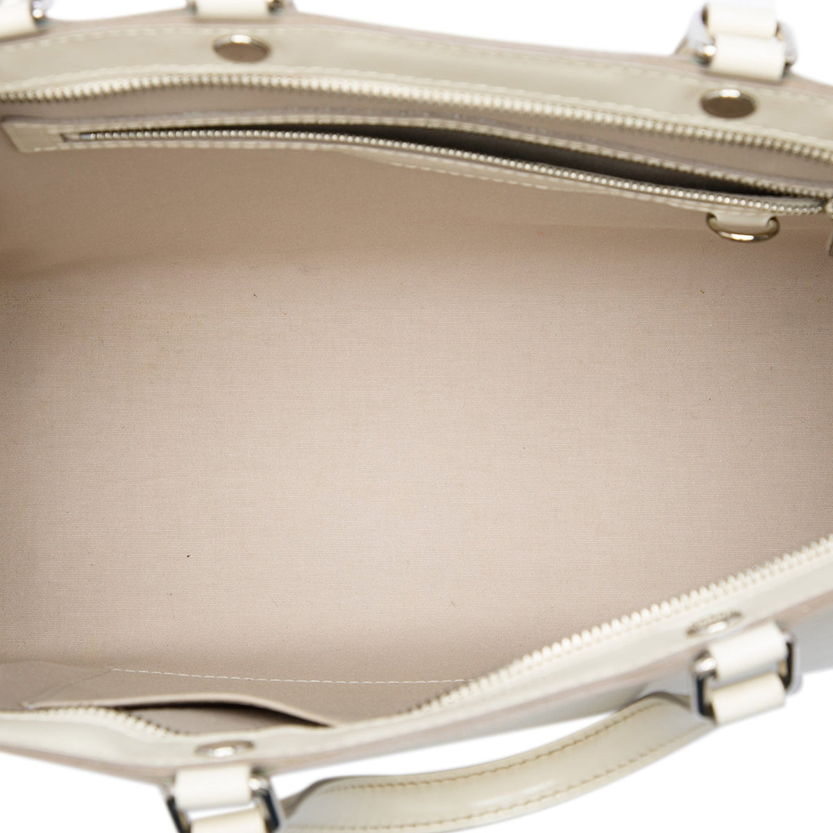Louis Vuitton Epi Brea MM — White