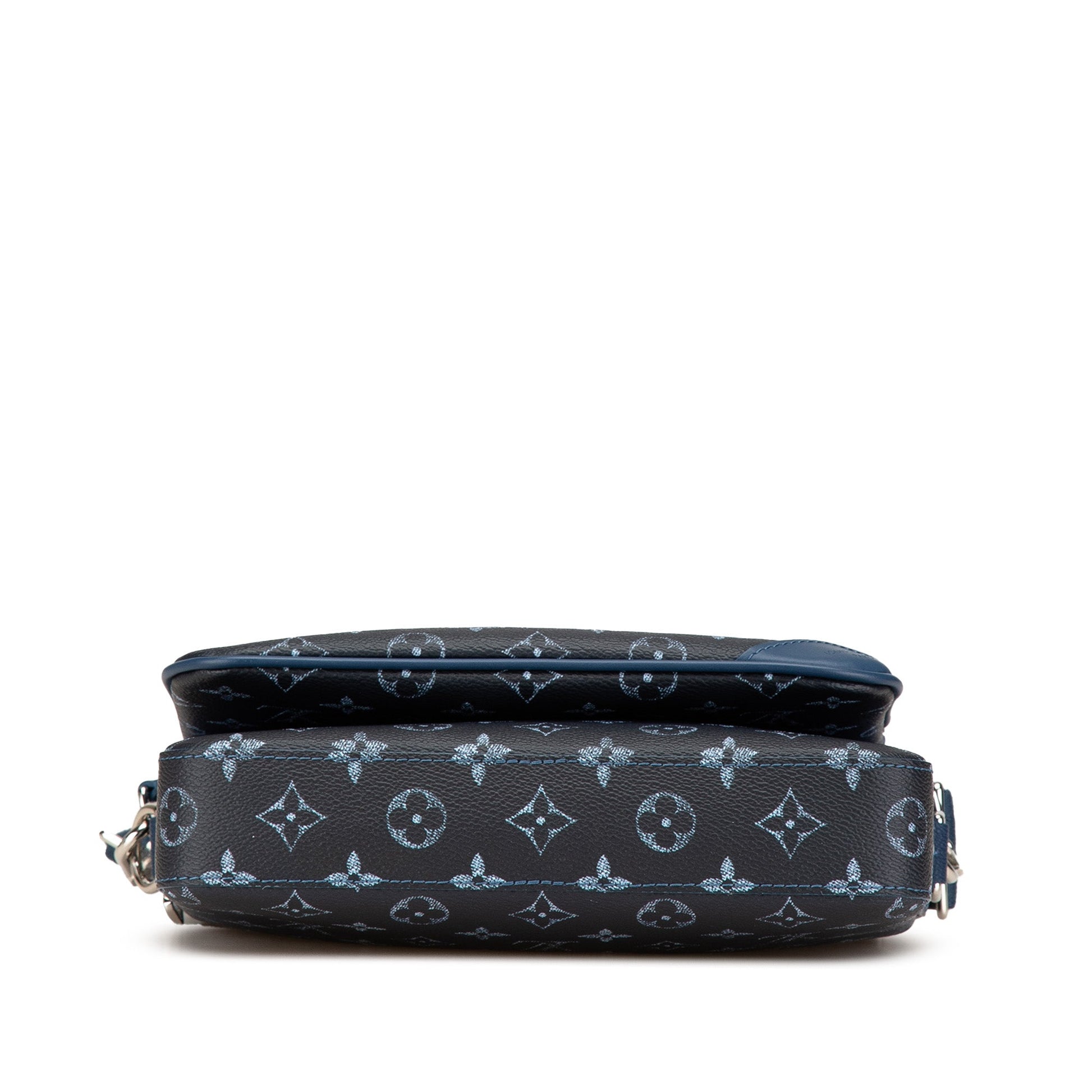 Louis Vuitton Monogram Gradient Trio Messenger