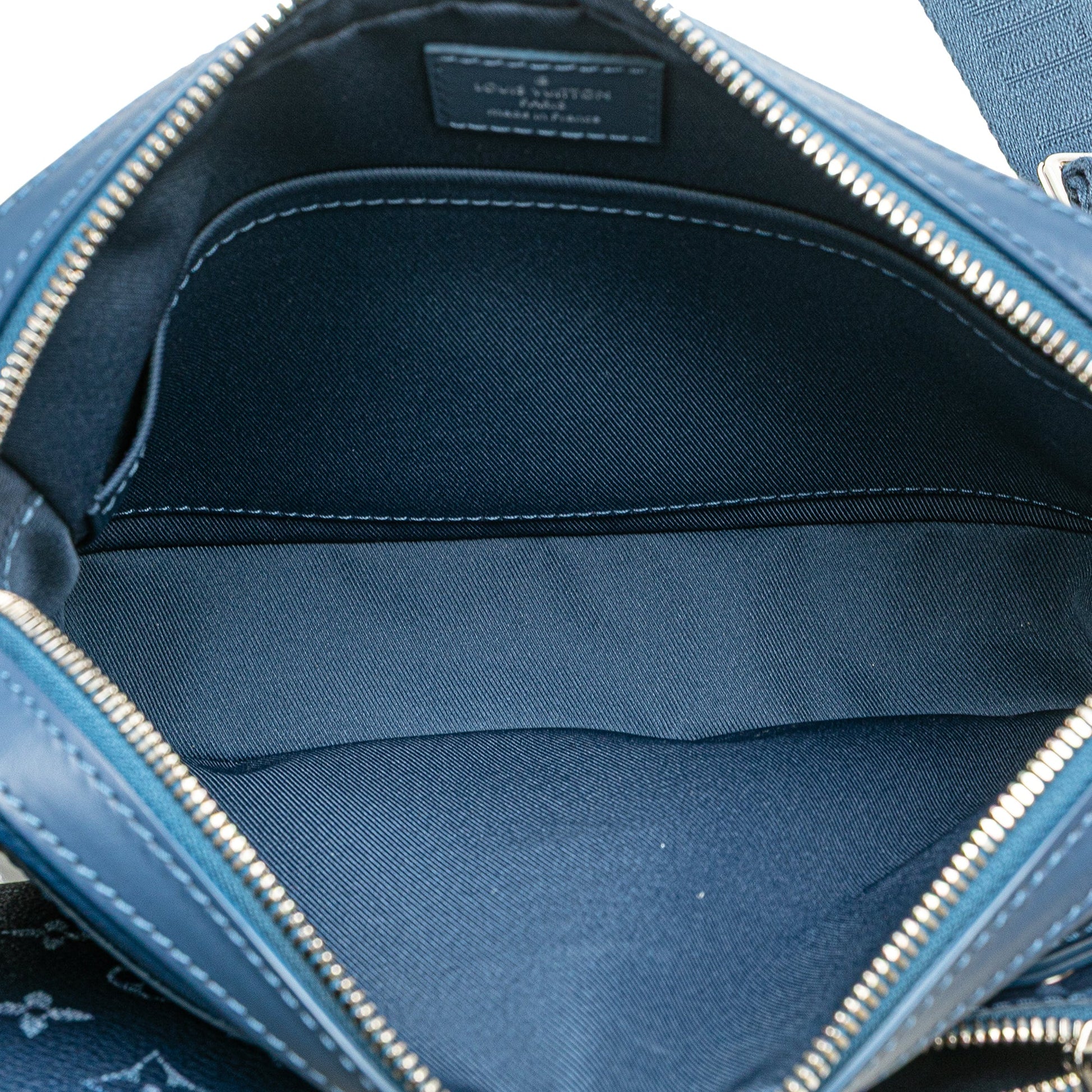 Louis Vuitton Monogram Gradient Trio Messenger