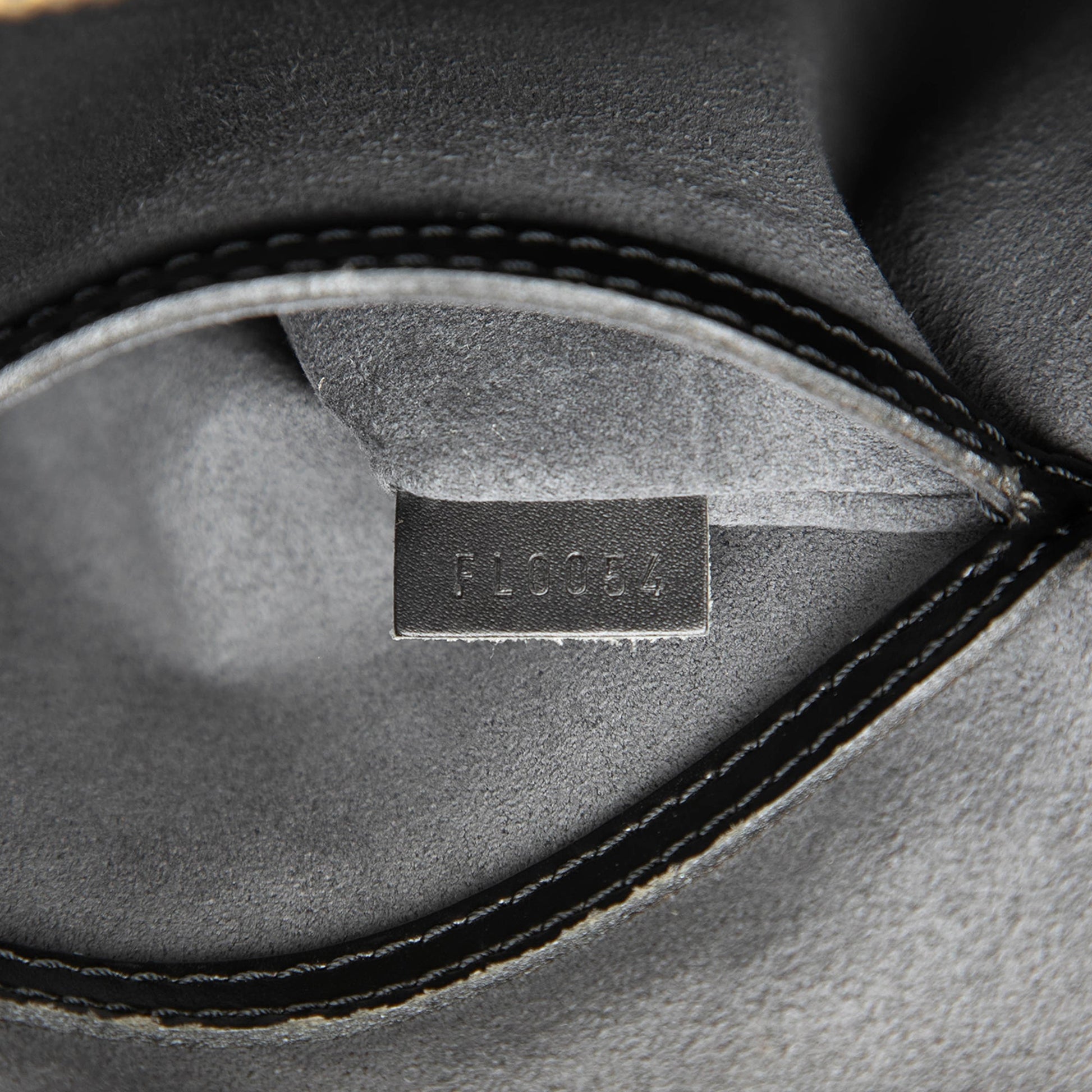 Louis Vuitton Epi Alma PM
