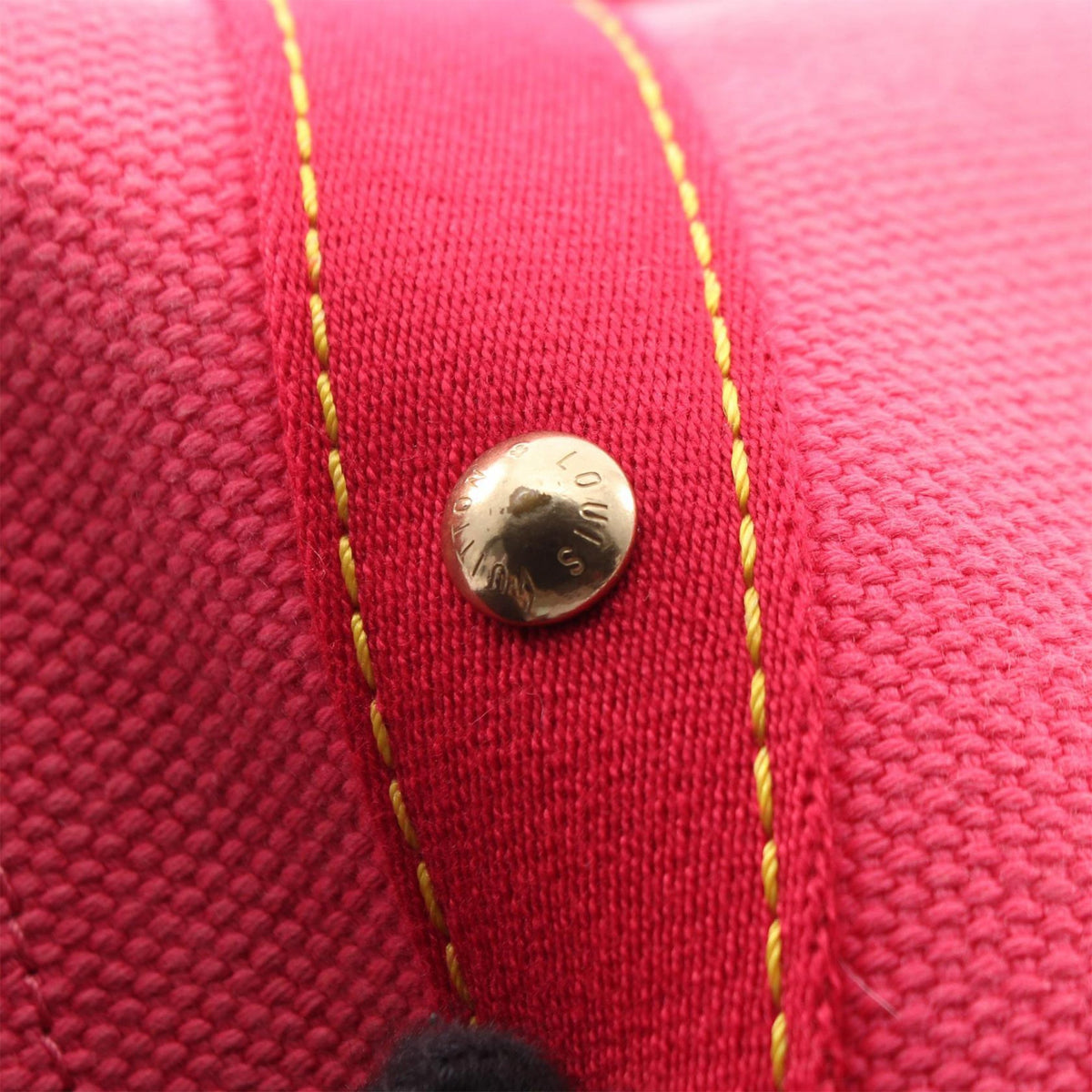 Louis Vuitton Antigua Besace PM Shoulder Bag — Pink