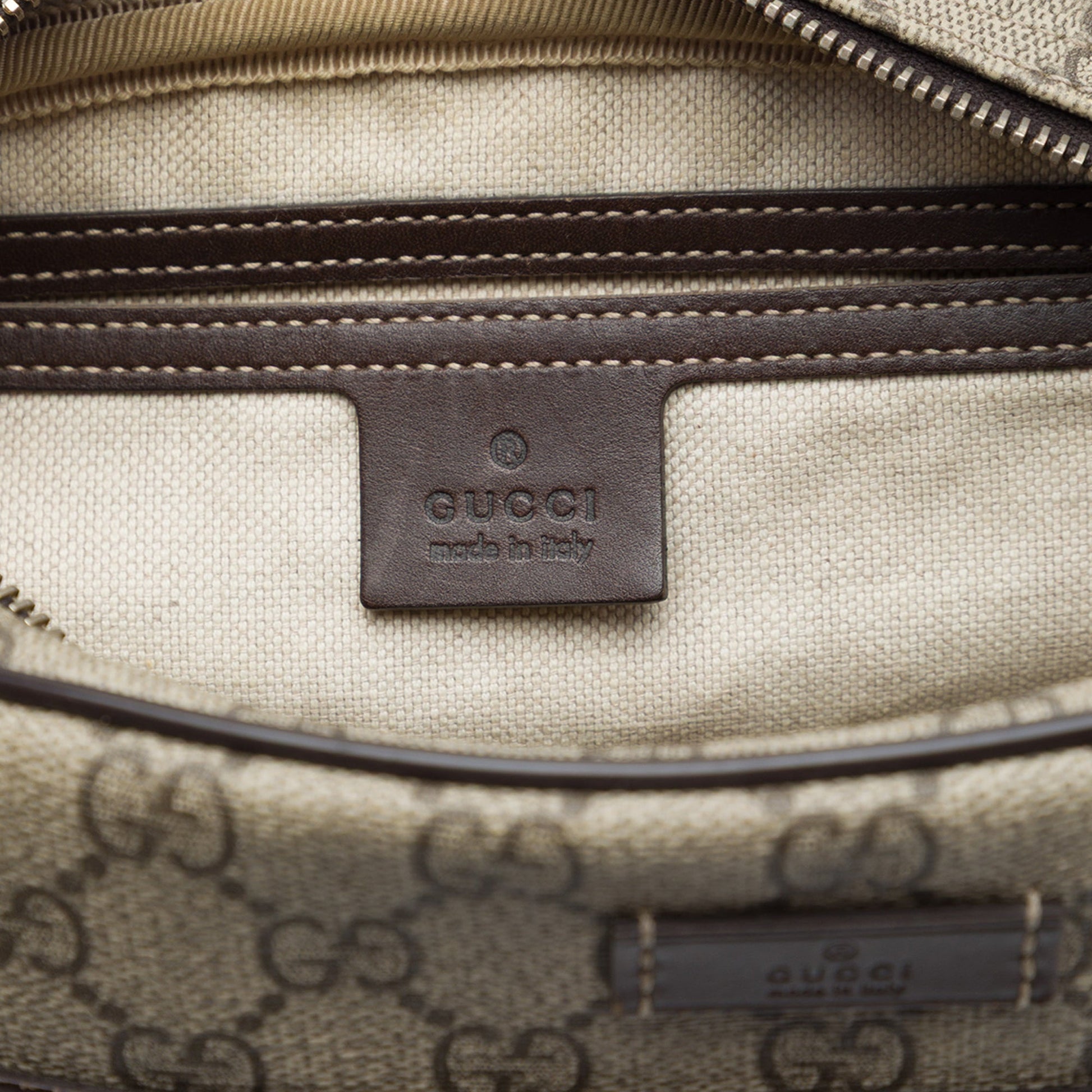 Gucci GG Supreme Crossbody