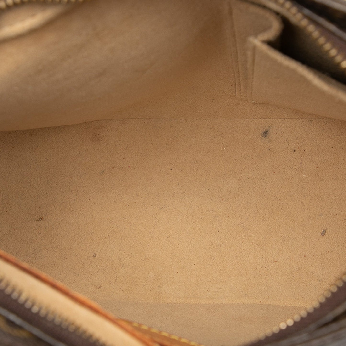 Louis Vuitton Monogram Looping MM