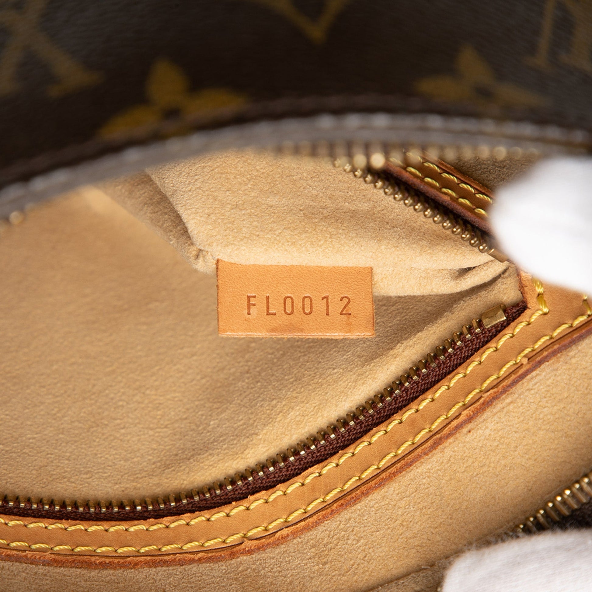 Louis Vuitton Monogram Looping MM