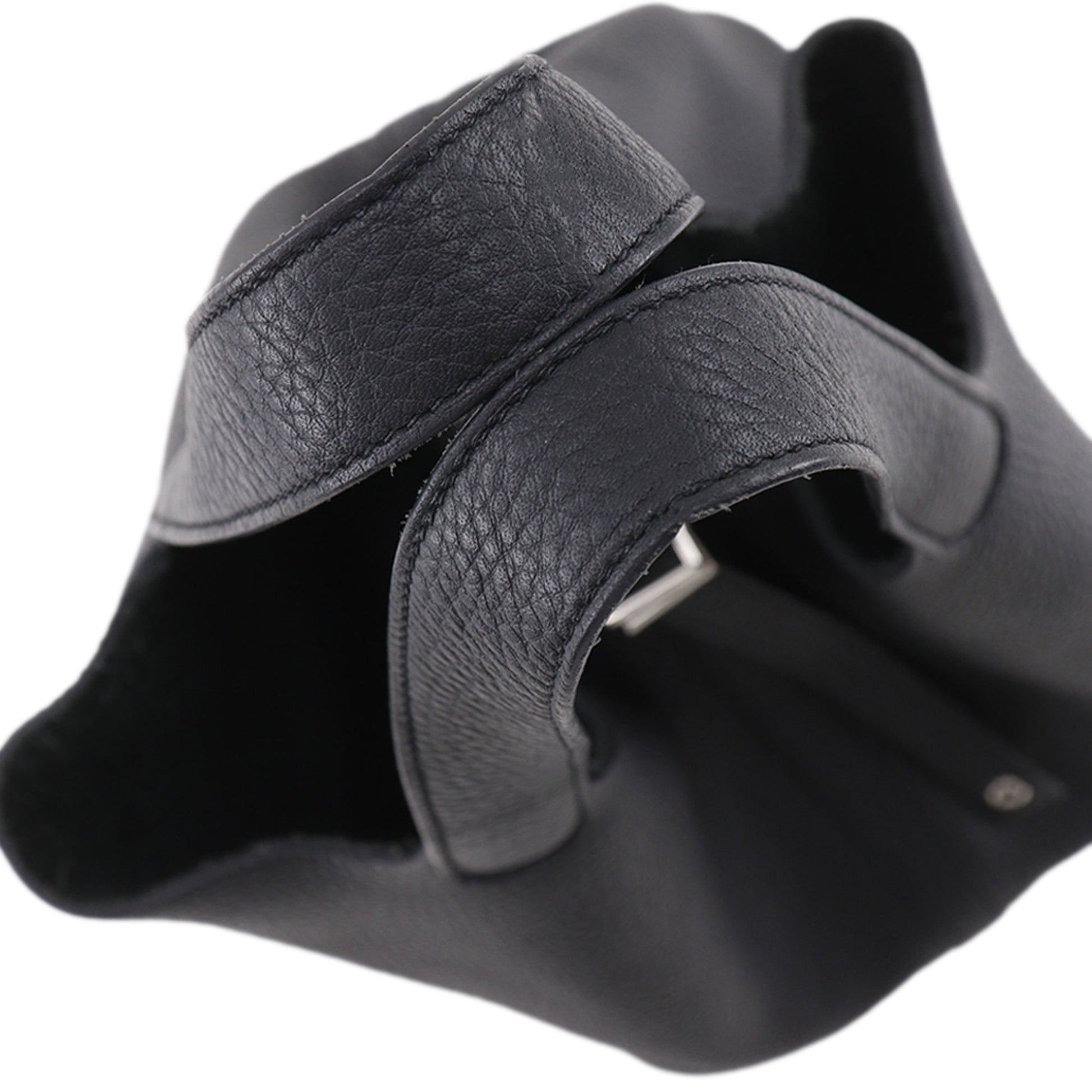 Hermès Clemence Picotin Lock 22