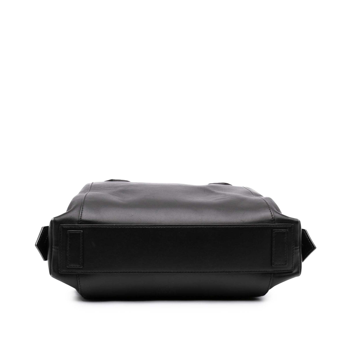 Givenchy Medium Calfskin Antigona Soft Bag
