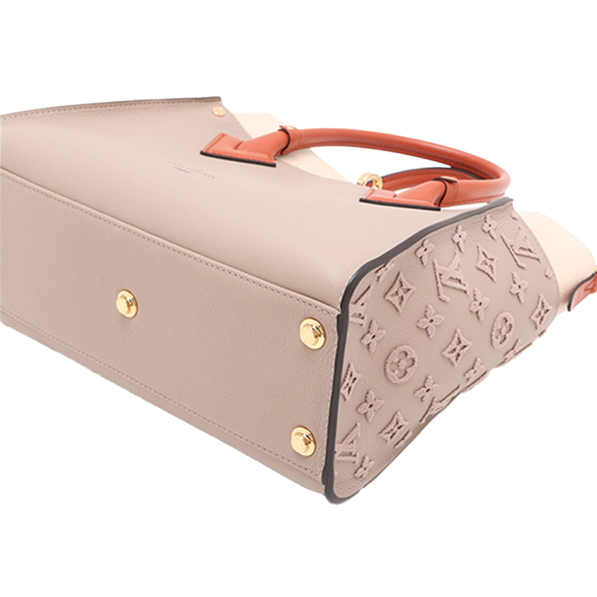 Louis Vuitton Monogram Tuftage On My Side MM — Beige