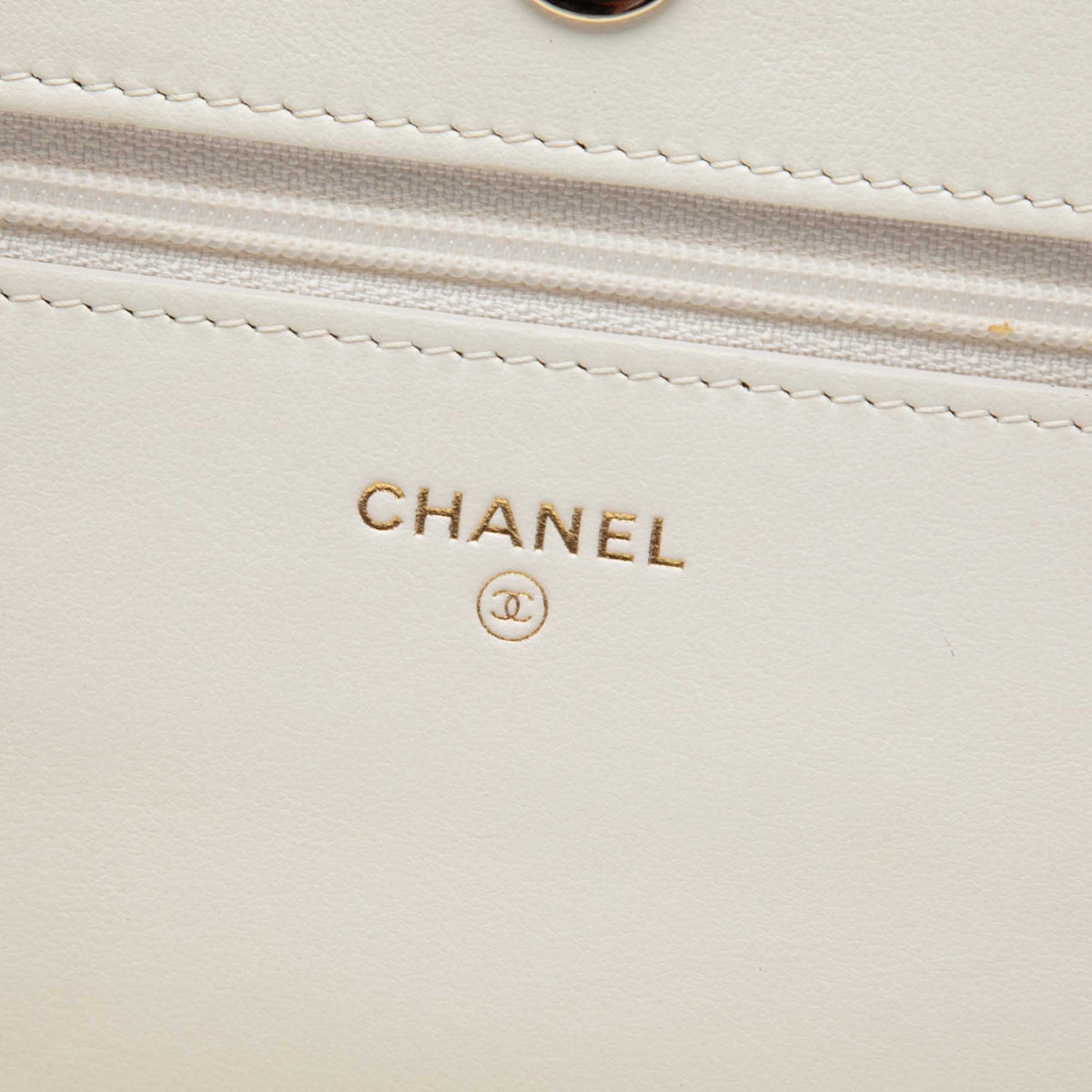 Chanel CC Crinkled Chevron Calfskin Wallet On Chain
