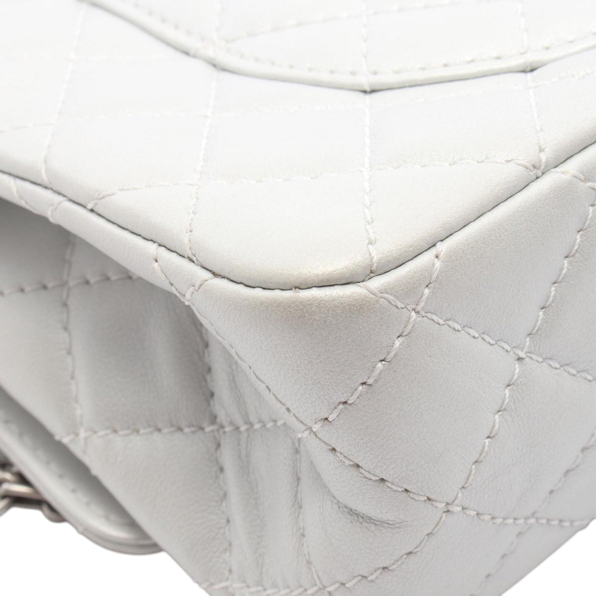 Chanel Quilted Lambskin Reissue 2.55 Double Flap 225