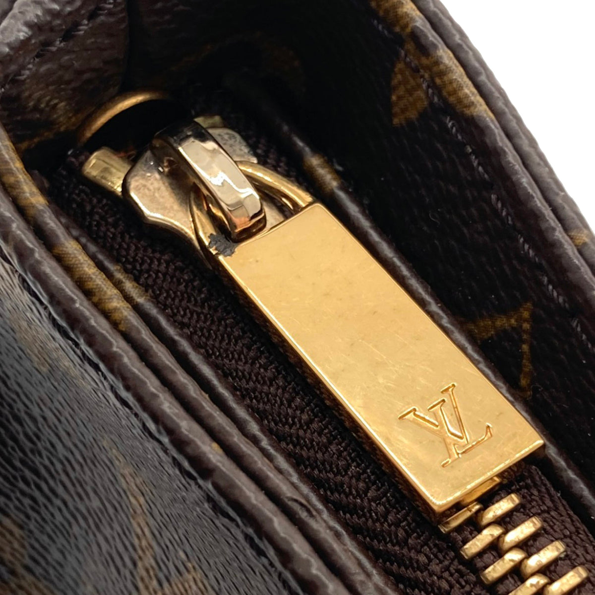 Louis Vuitton Monogram Looping MM