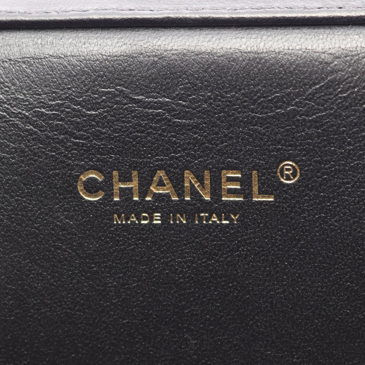 Chanel Quilted Lambskin Top Handle Vanity Case With Chain