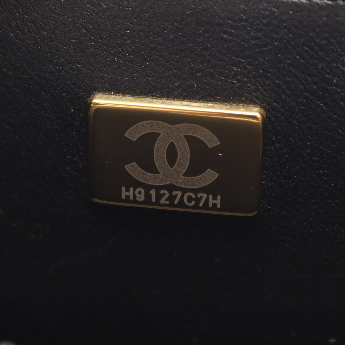 Chanel Quilted Lambskin Top Handle Vanity Case With Chain
