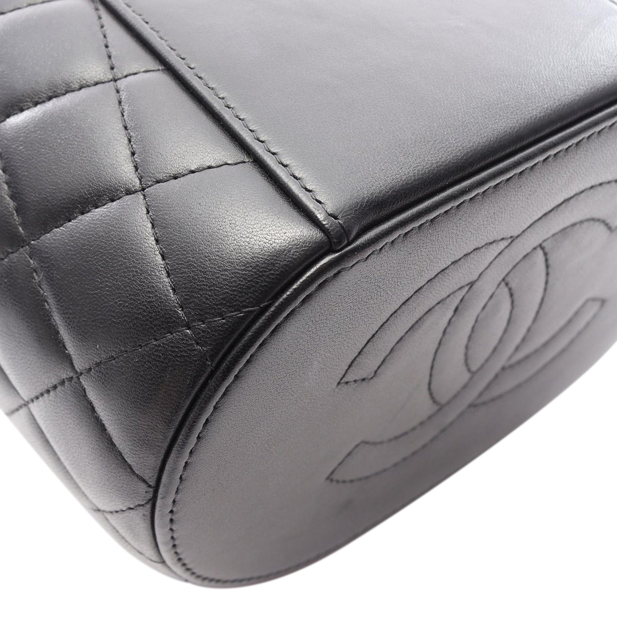Chanel Quilted Lambskin Top Handle Vanity Case With Chain