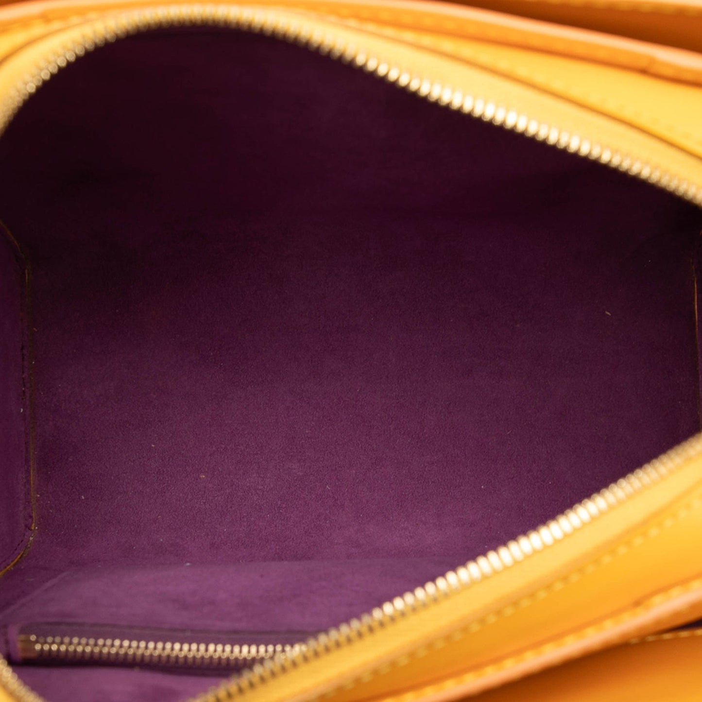 Louis Vuitton Epi Pont Neuf