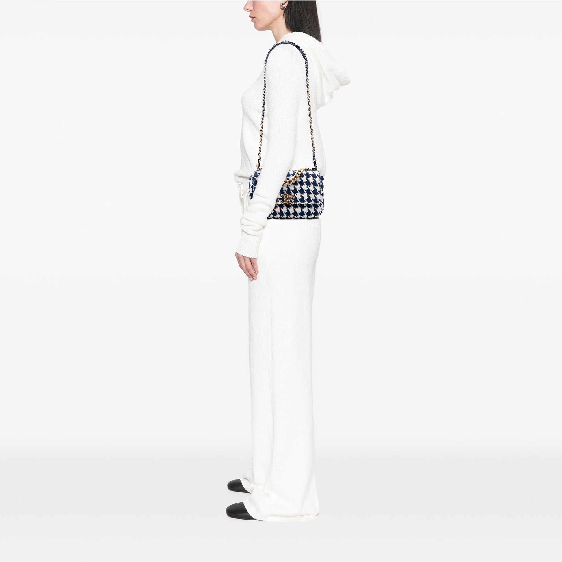 Chanel Medium Houndstooth Tweed 19 Flap