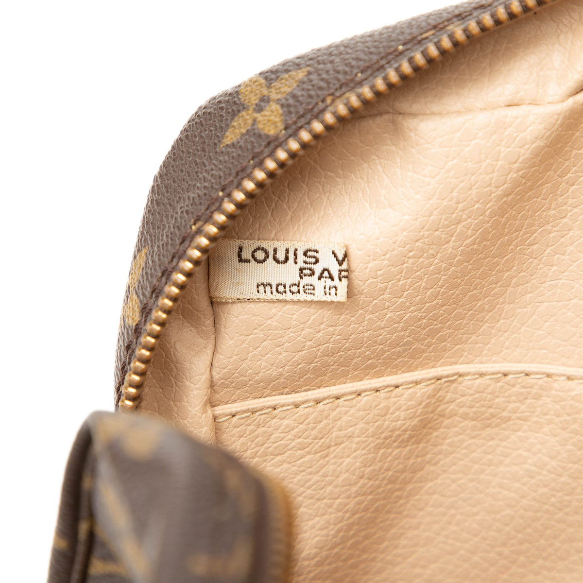 Louis Vuitton Monogram Trousse Toilette 23