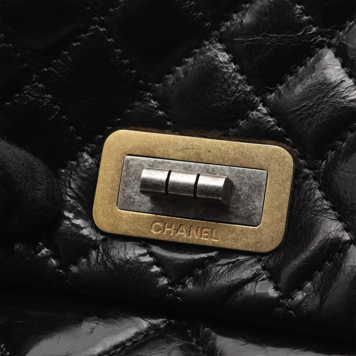 Chanel Quilted Aged Calfskin Reissue 2.55 Accordion Flap — Black