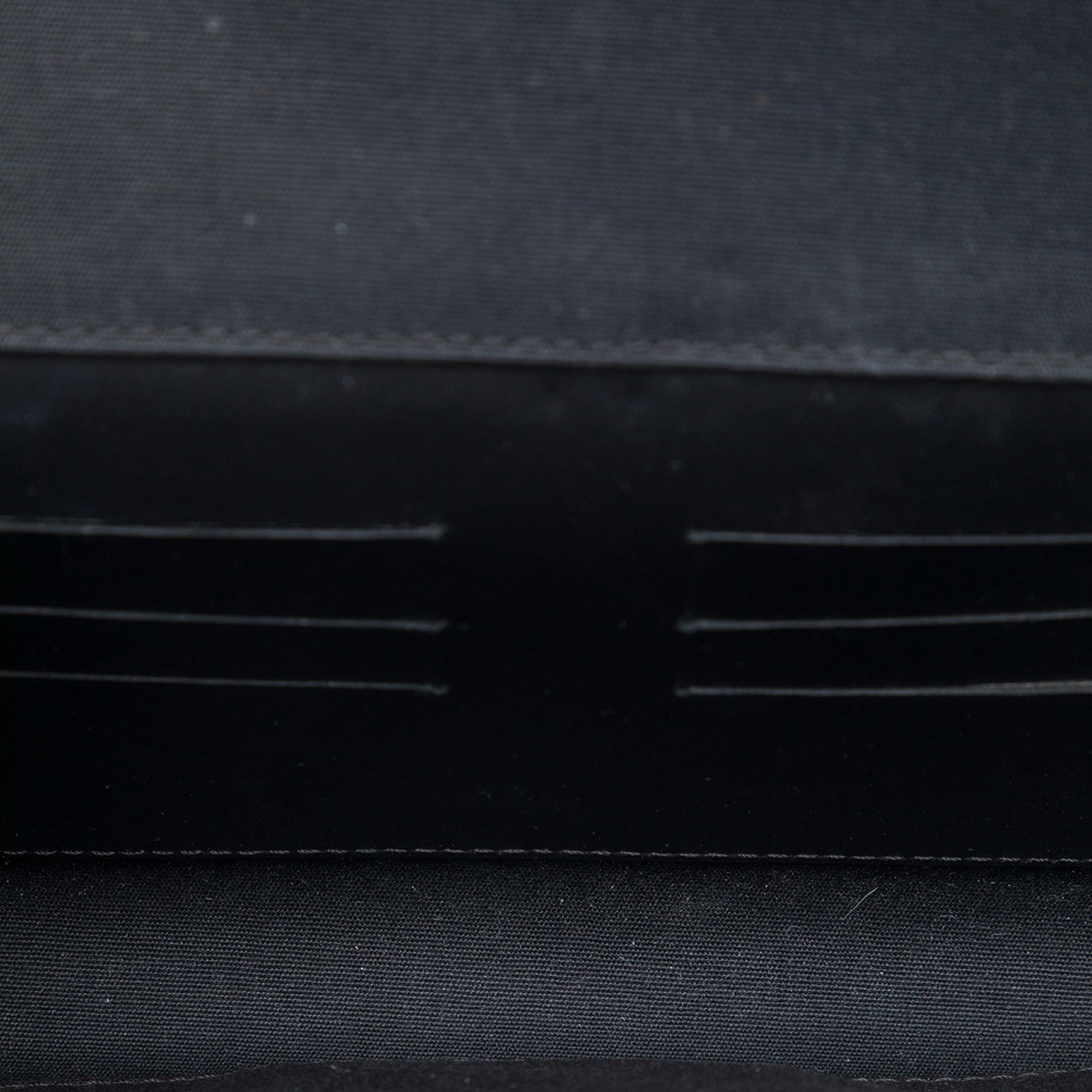 Louis Vuitton Vernis Louise Clutch