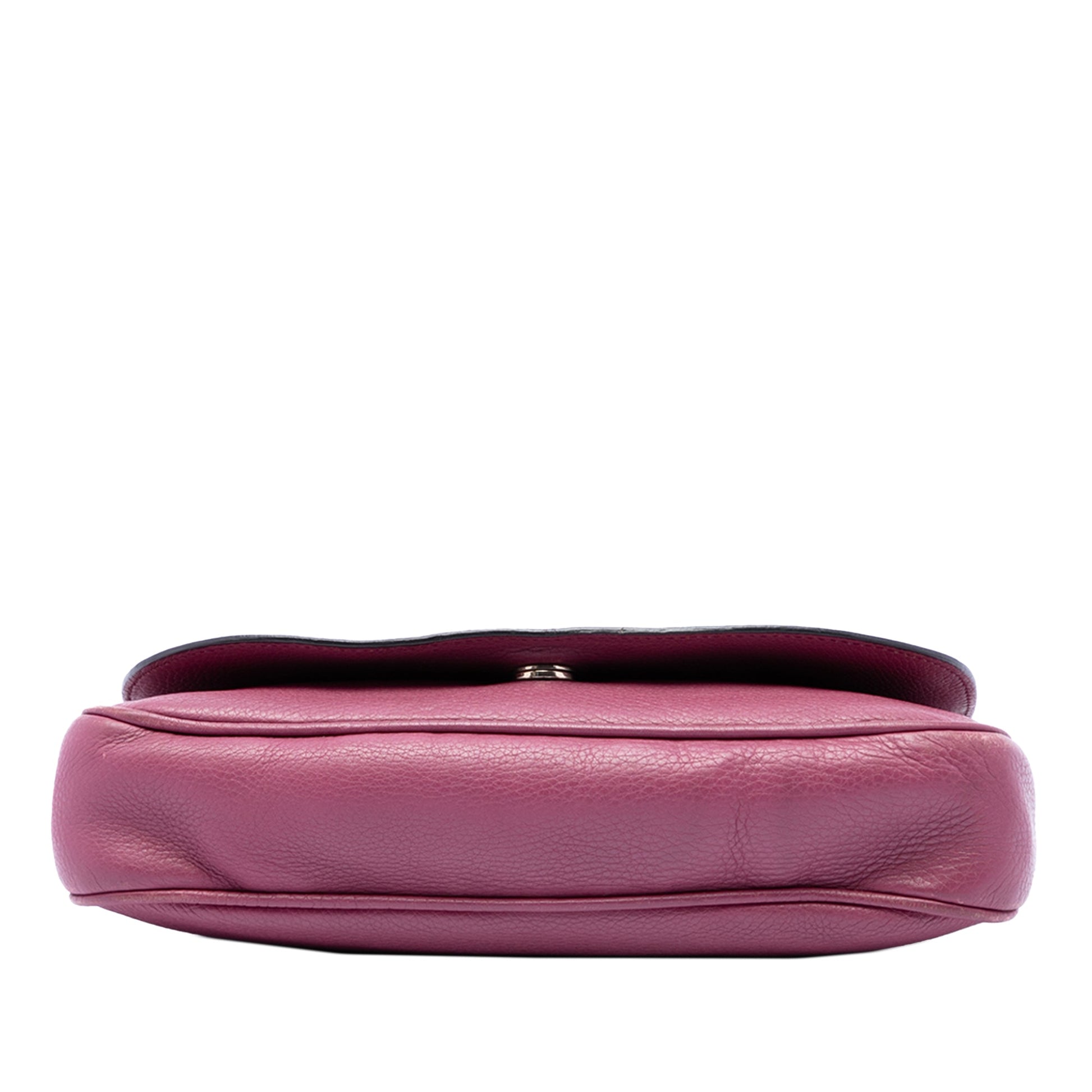 Gucci Medium Calfskin Soho Chain Flap Crossbody