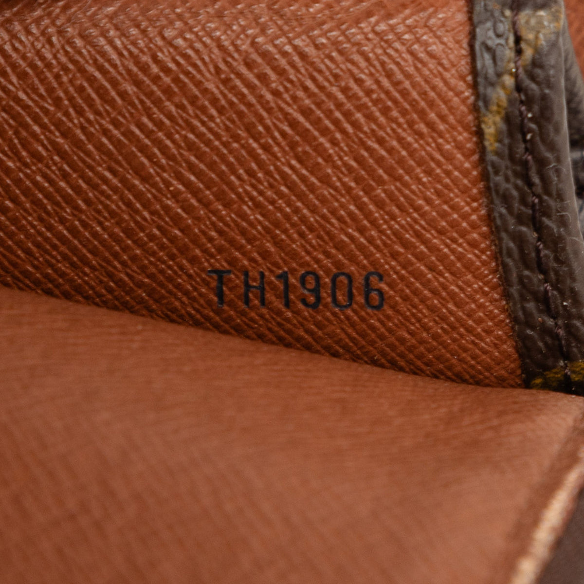 Louis Vuitton Monogram Poche Documents Portfolio