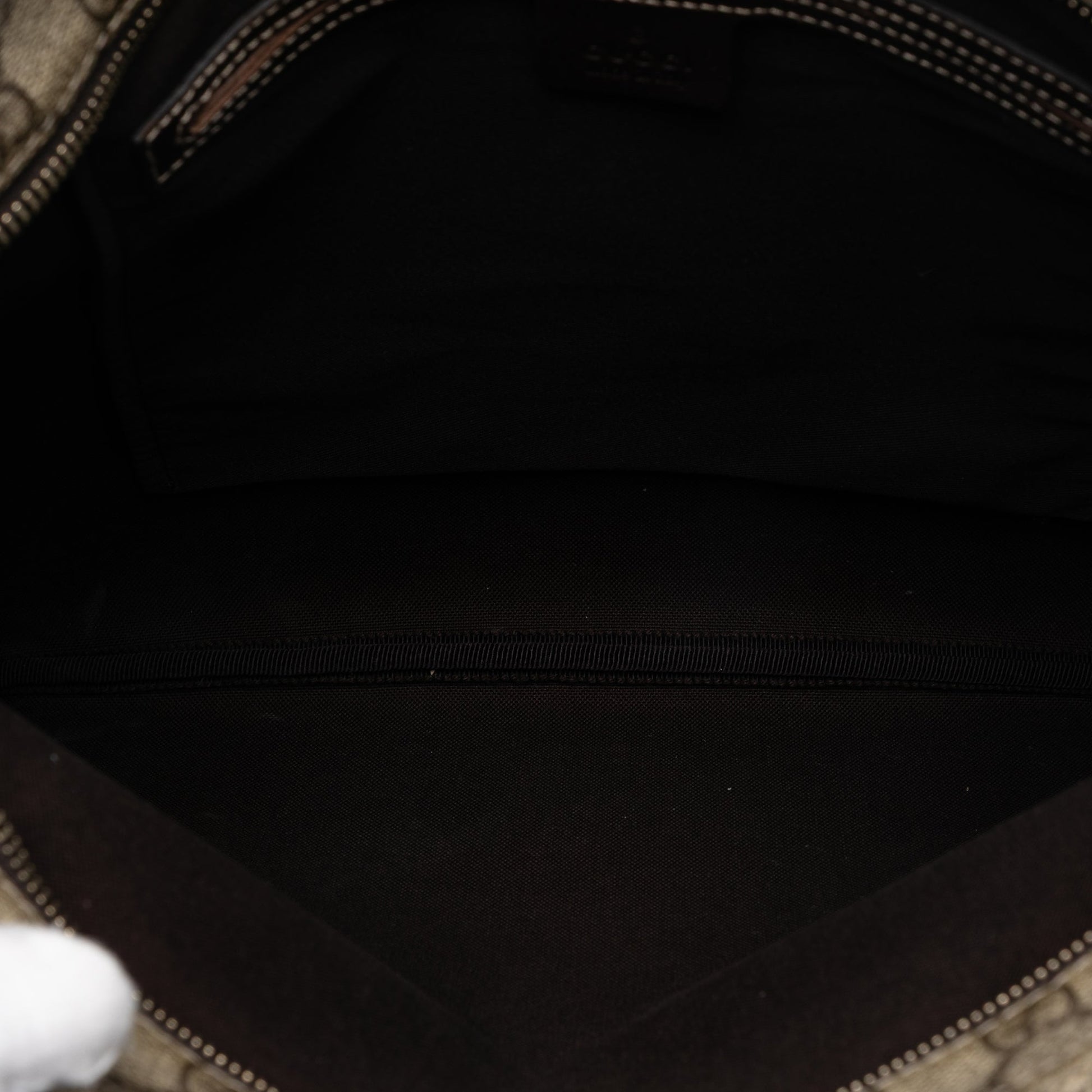 Gucci GG Supreme Crossbody