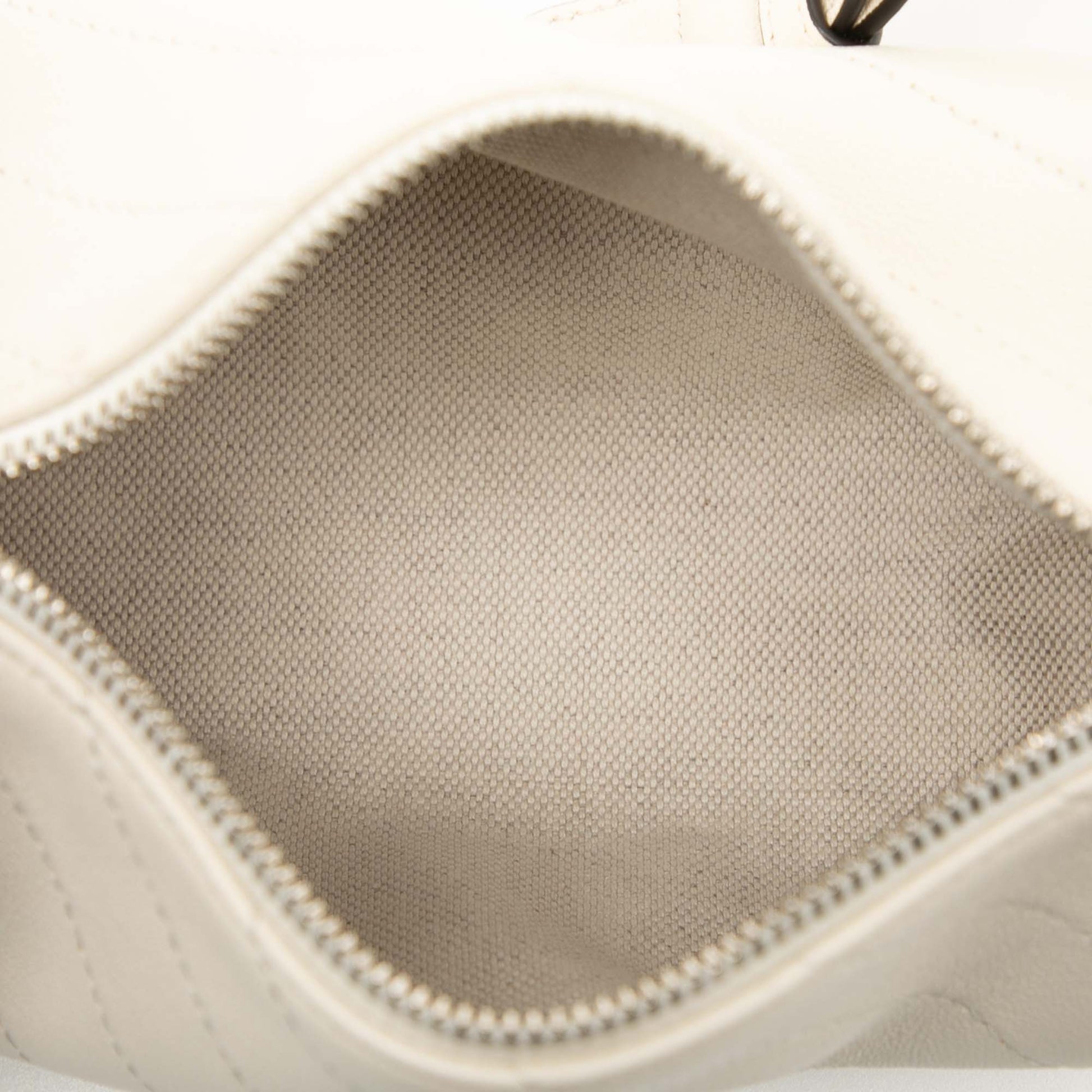Gucci Mini Leather Blondie Barrel Shoulder Bag