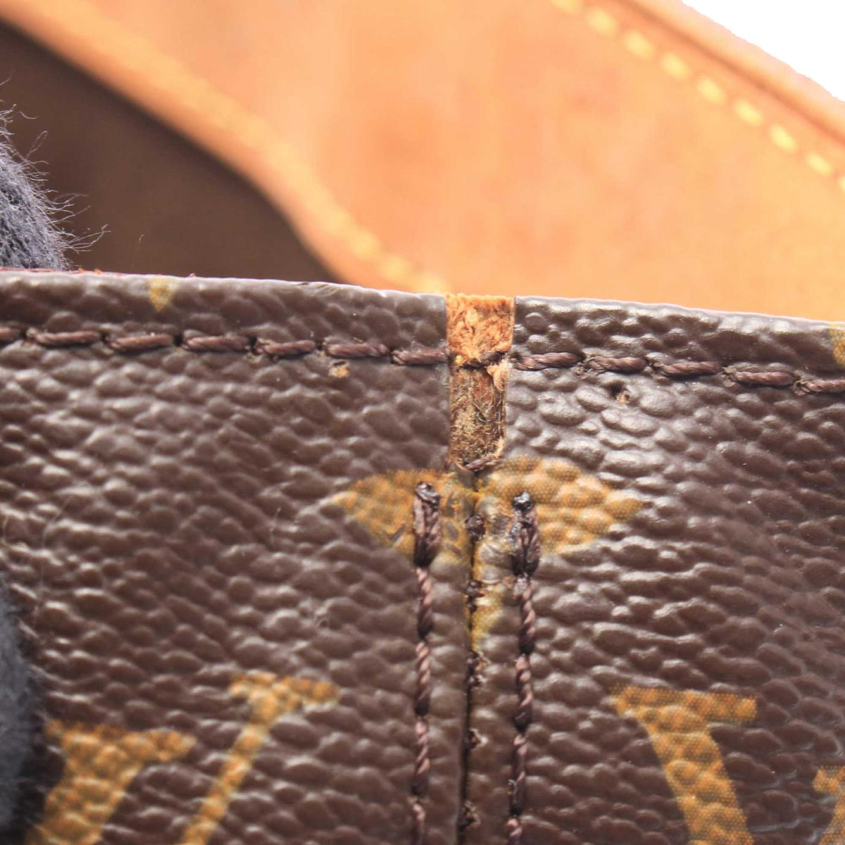 Louis Vuitton Monogram Wilshire